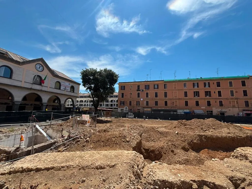 Mercato, al via i lavori di consolidamento del terreno - TRC Giornale