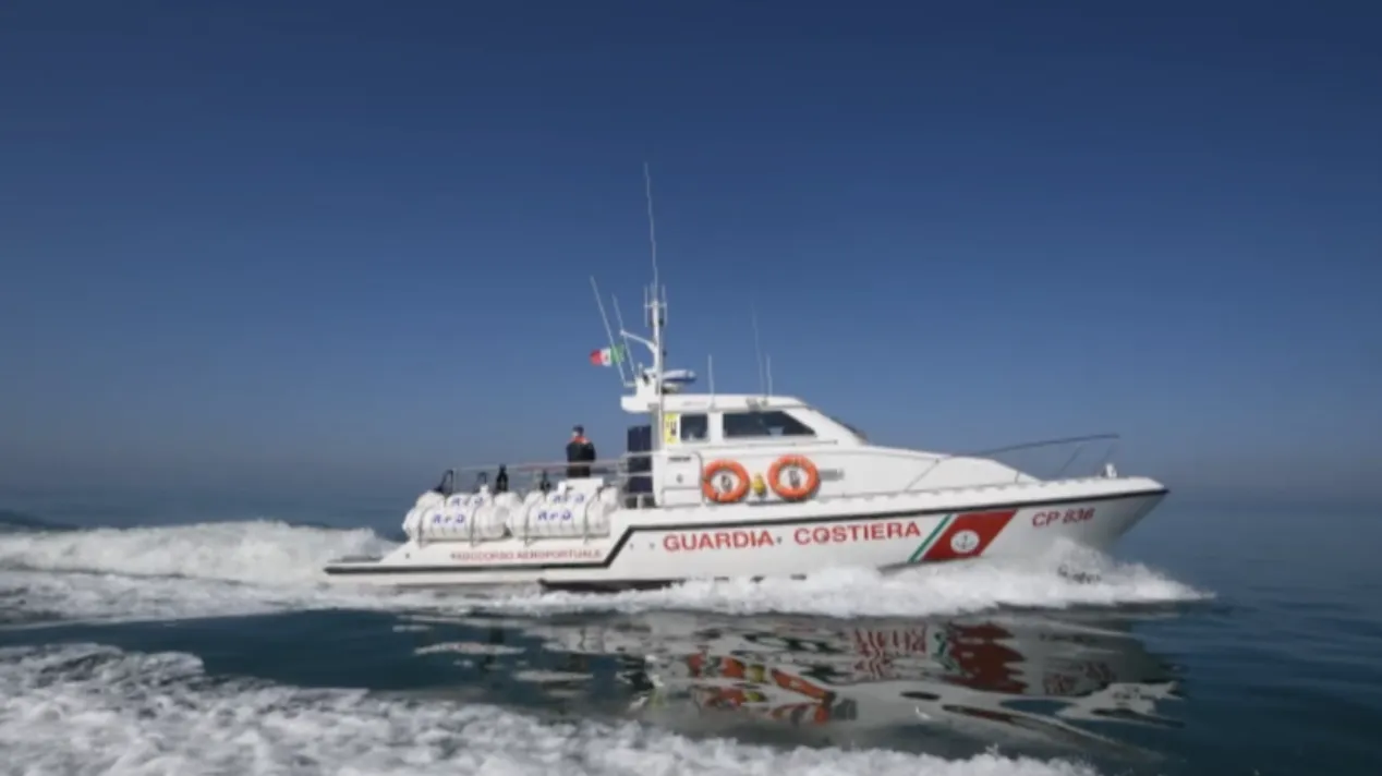 Pescatore ferito e recuperato al largo: scatta il soccorso in mare a Civitavecchia