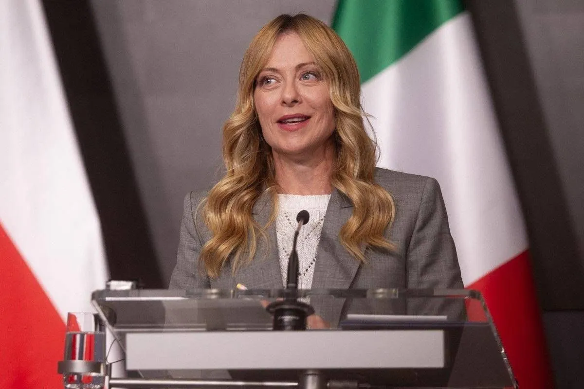 Caro energia, Meloni da Praga: "Spero che anche altri attori diano una mano"