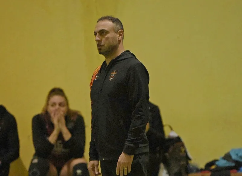 Pallavolo, Pignatelli lascia la Cv Volley: “Finisce il mio ciclo”