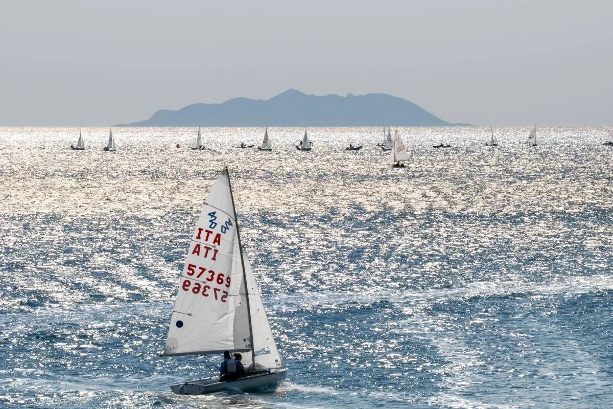 Il mare come terapia e opportunità per i giovani: nasce il progetto Asl Roma 3 di inclusione sociale e riabilitazione a Fiumicino