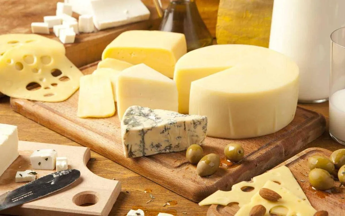 Richiamo alimentare per alcuni formaggi tolti dal mercato italiano: marchi, lotti e motivazioni