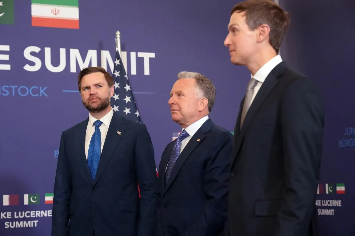 Usa-Iran, negoziati in bilico dopo le minacce di Trump: "Se chiudete Hormuz vi distruggo"