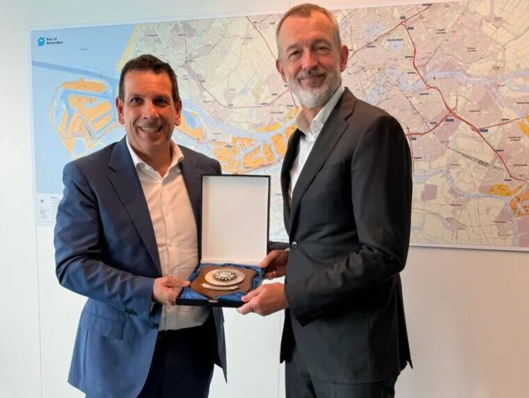 Incontro tra il presidente Latrofa e il Ceo del porto di Rotterdam Siemons