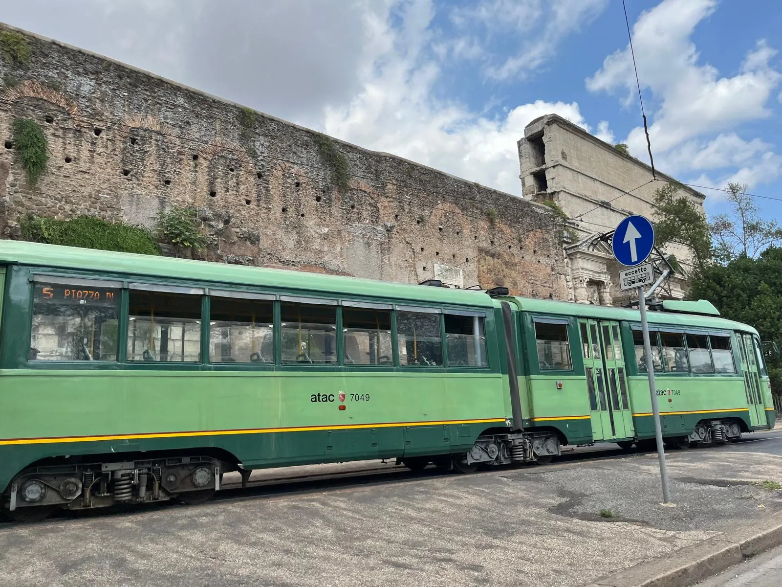 Da agosto stop totale della rete tram a Roma: un mese di lavori per preparare i nuovi convogli