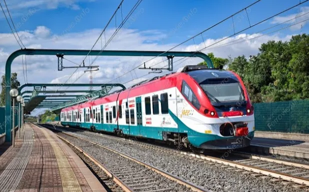 Lavori alla stazione di Roma Ostiense: tre settimane di disagi per i pendolari dei treni regionali